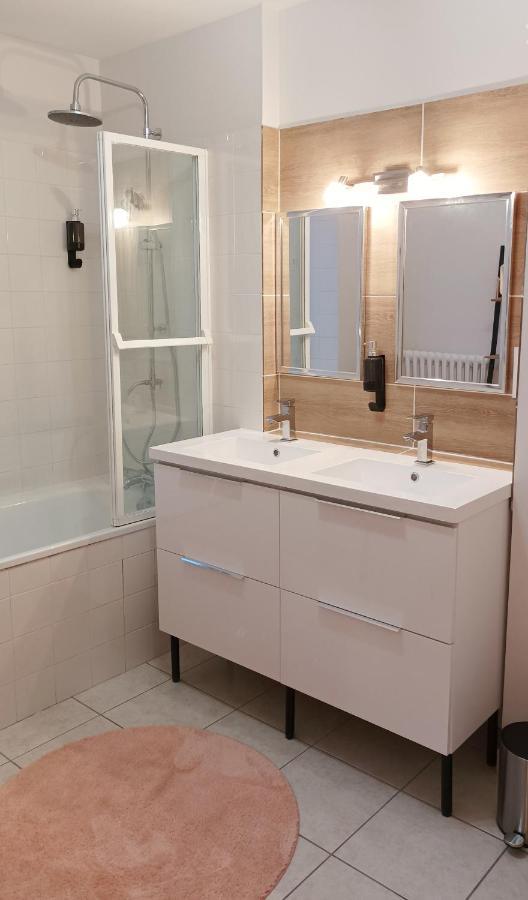 Loudeac : Appartement T2 Chaleureux Centre Ville المظهر الخارجي الصورة